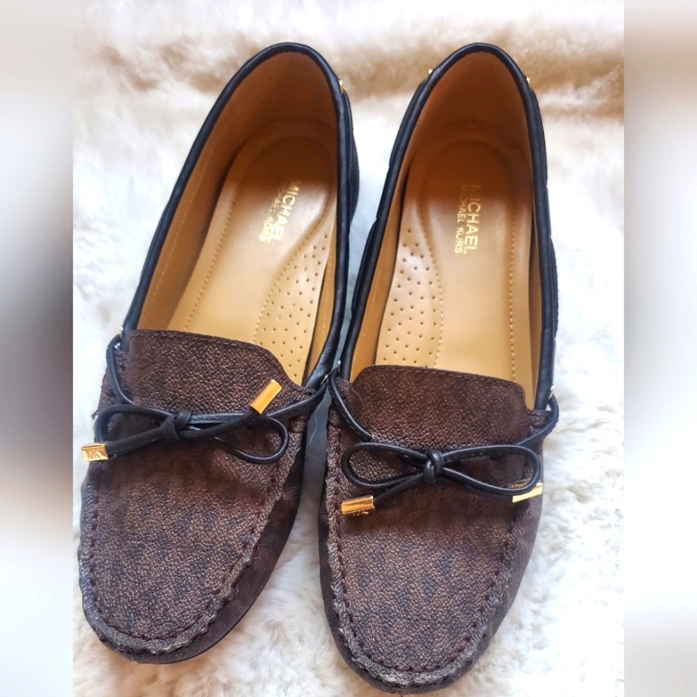 MICHAEL KORS LOAFERS